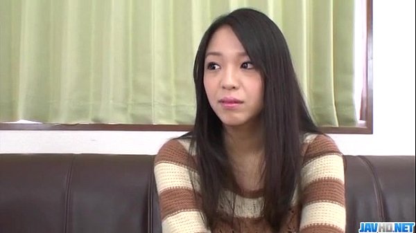 素人パイパンおまんこに生のちんぽを生挿入する無修正セックス