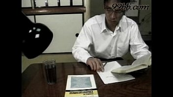 四十路のビッチな美熟女がモザなしファックで絡み合う