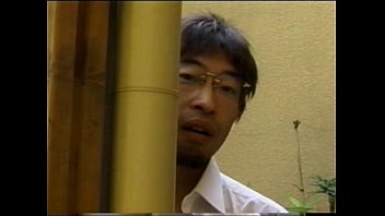 セックス三昧巨乳若妻が2人の男と生ハメ3Pセックス
