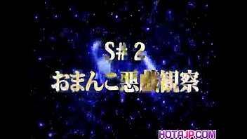 美熟女モザなしおまんこを濃厚愛撫でいじくりまわすエロ動画