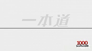 むっちりボディの巨乳美熟女のモザなし生ハメ中出しセックス