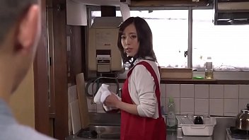 息子の嫁に欲情する義父と近親相姦で絡み合う巨乳若妻 | レディーババ