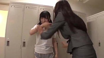 美少女生徒を強姦する美熟女教師のレズレイプ | レディーババ