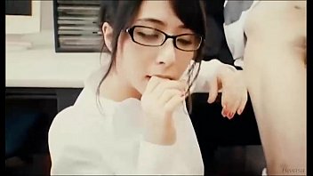 三十路のビッチな美熟女が色んなコスプレしてザーメン絞り出すエロ動画