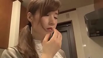 少年ちんぽに欲情し性奴隷され妊娠する四十路巨乳美熟女