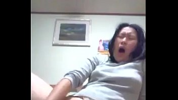 素人パイパンおまんこブサイク三十路熟女の個人撮影激エロオナニー