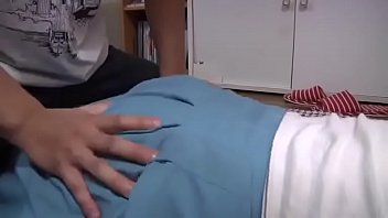 妊娠中の娘の旦那を誘惑する四十路痴熟女お母さん