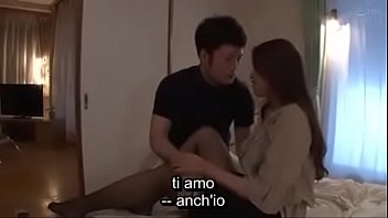 他人棒に欲情し中出し不倫セックスで絡み合う四十路熟女