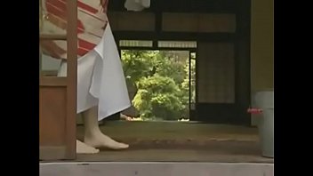 三十路わき毛が生い茂る熟女が昼間から乱れる濃厚セックス | レディーババ