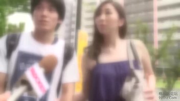 あなそれ妻たちがMMGの中で中出し不倫セックスで絡み合う