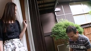 欲求不満な人妻が下着泥棒捕まえ悪戯するエロビデオ