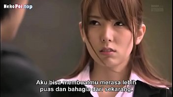 美熟女先生が同僚の教師に職員室でレイプされるエロ動画