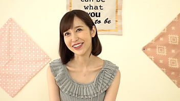 抜いてくれと言いながらも感じまくる人妻のローション不倫セックス