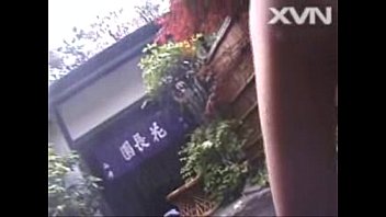 素人熟女がモザなしセックスで絡み合う混浴ハメ撮り裏ビデオ