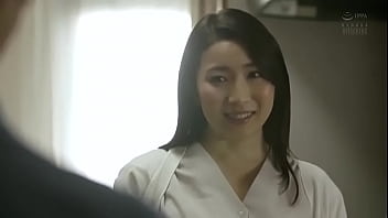 娘の彼氏に誘惑され中出しでハメまくる三十路熟女のエロ動画