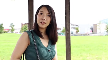 ドMの素人人妻が凌辱ハメ撮り不倫で乱れまくるエロ動画