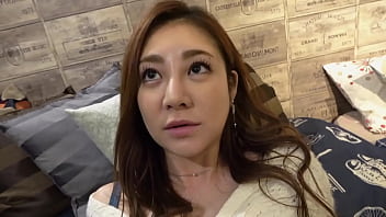 他人棒に欲情する巨乳むちむちボディの人妻の不倫セックス