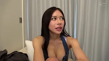 寝取らせ旦那に見られながら中出しセックスする若妻のエロビデオ